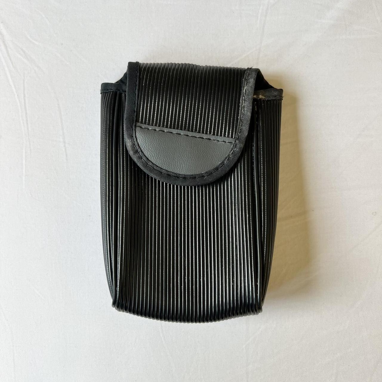 Used Vintage Samsung WB35F 16.2MP Purple Digital Camera — Tested & Ready! 📸