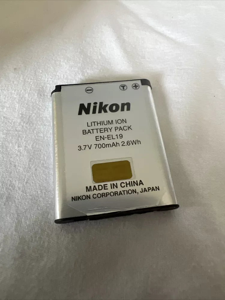 Used 🍇₊˚💜 Nikon Coolpix S6800 16.0MP Compact Digital Camera with 12x Optical Zoom 🍥🎀📷