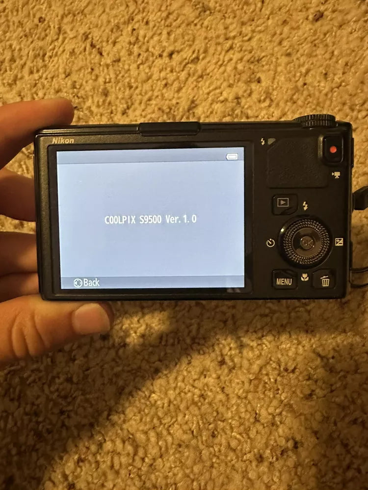 Used 🍇₊˚💜 Nikon Coolpix S9500 18.1 MP Digital Camera (Black) 🍥🎀📷