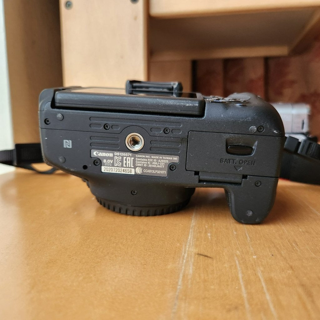 🍇 ₊˚💜 Canon EOS Rebel T6i / 750D Digital Camera with EF-S 18-55mm IS Lens 🍥 🎀📷