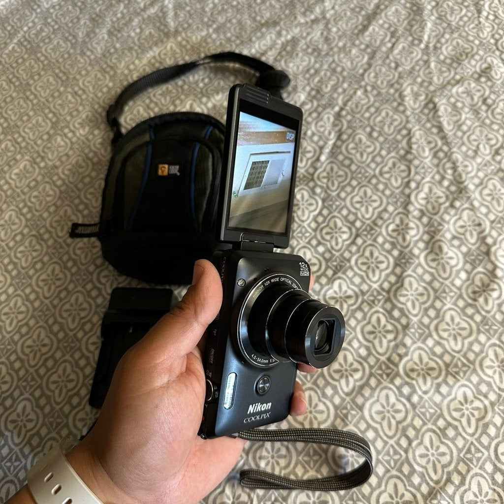 🍇 ₊˚💜 Nikon COOLPIX S6900 16.0MP Digital Camera (Black) with 12x Zoom and Wi-Fi 🍥 🎀📷