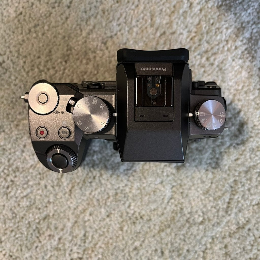 🍇 ₊˚💜 Panasonic Lumix G7 Mirrorless Camera with Lenses (Silver and Black) 🍥 🎀📷