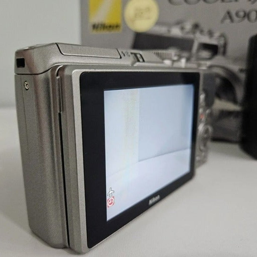 🍇 ₊˚💜 Nikon COOLPIX A900 20.0-Megapixel Digital Camera 📷