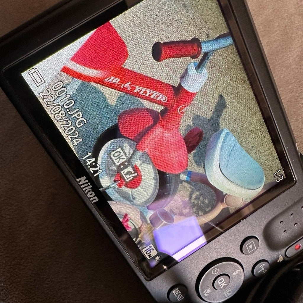 🍇 ₊˚💜 Nikon COOLPIX S7000 16 MP Compact Digital Camera (Black) 🍥 🎀📷