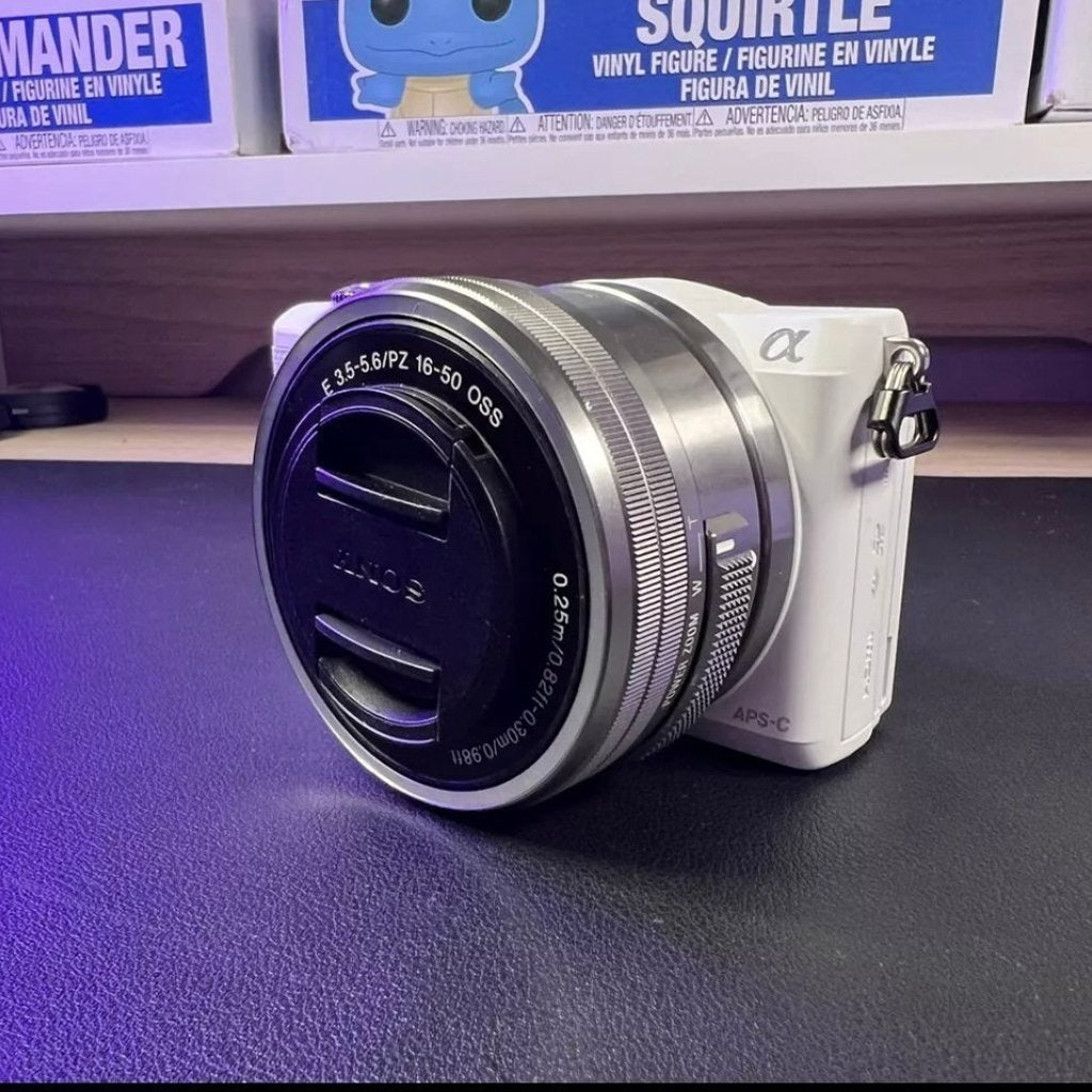 🍇 ₊˚💜 Sony Alpha a5000 Mirrorless Digital Camera (White) with 16-50mm Lens 🍥 🎀📷