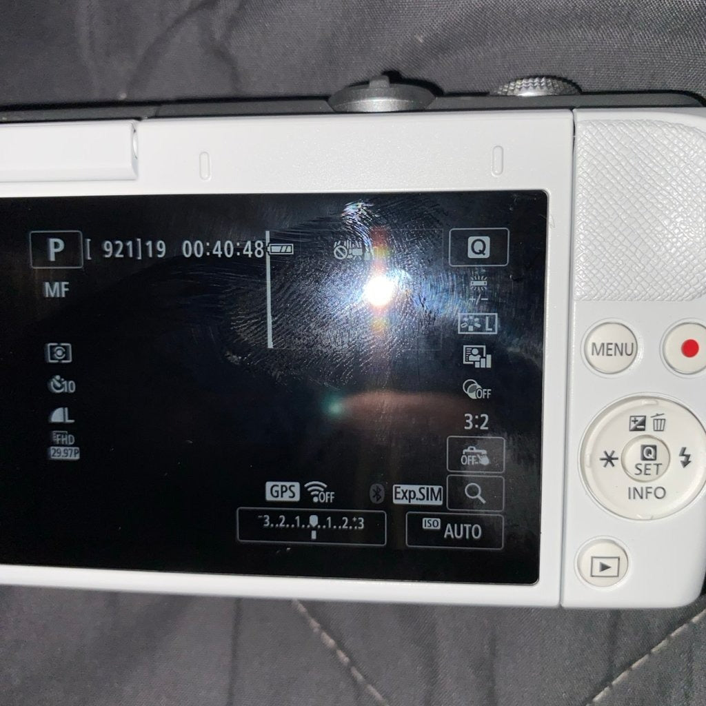 🍇 ₊˚💜 Canon EOS M200 24.1MP Mirrorless Camera with 4K Video 🍥 🎀📷