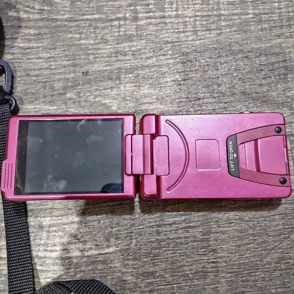 🍇 ₊˚💜 Nikon COOLPIX S6900 Digital Camera (Glossy Pink) with 12x Optical Zoom and Wi-Fi 🍥 🎀📷