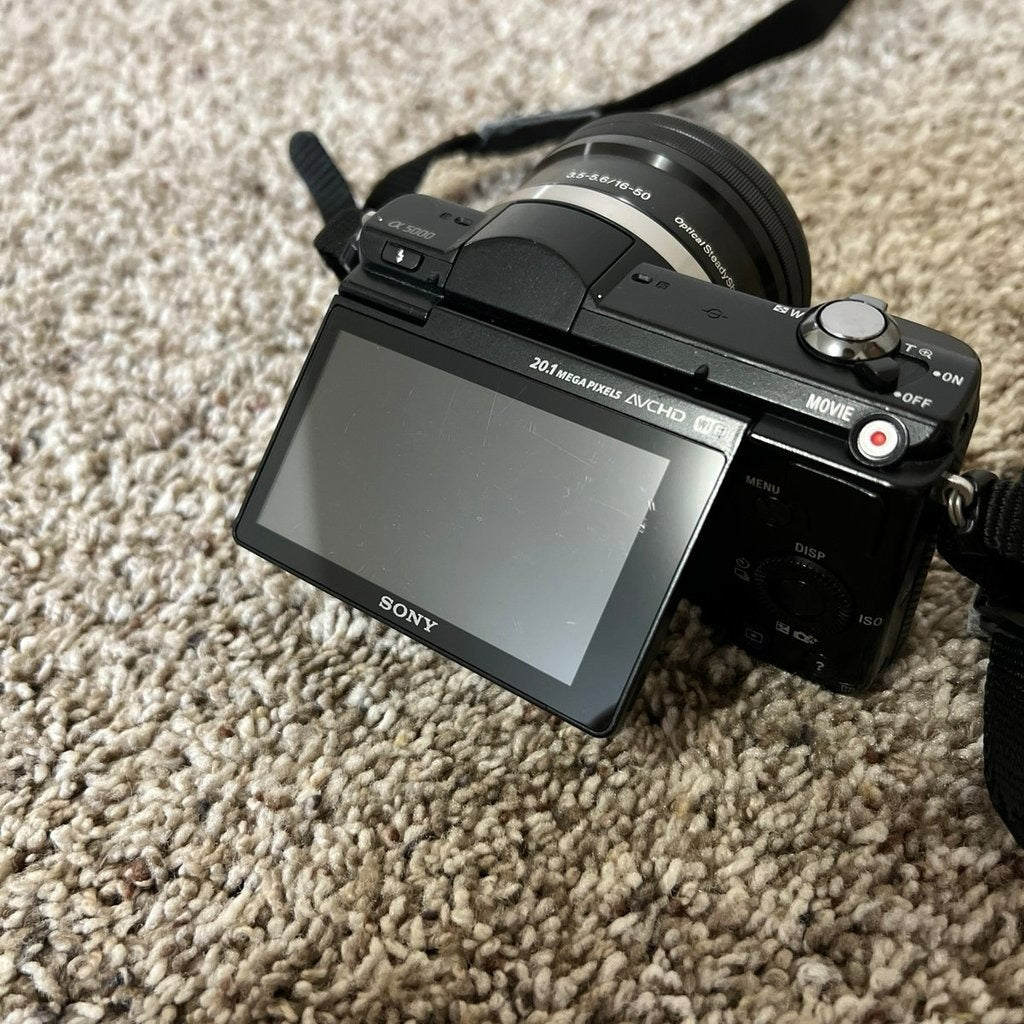 Used Sony A5000 Mirrorless Camera | 20.1MP 🍇📷