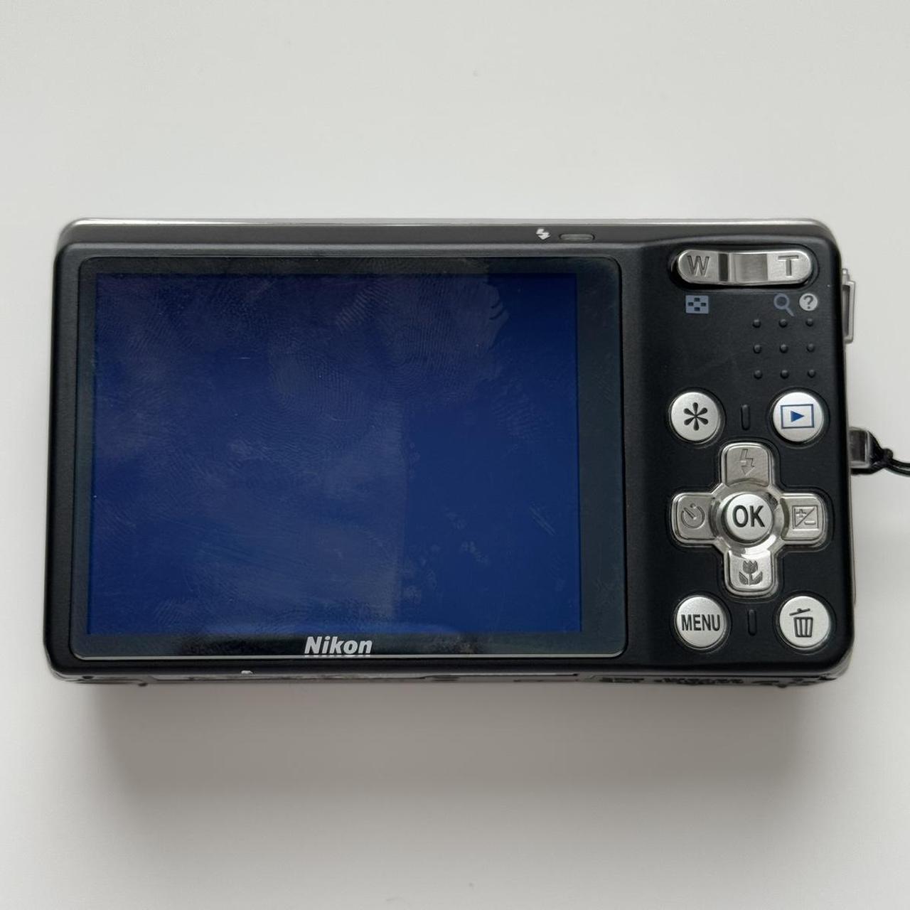 Used Nikon Coolpix S560 Digital Camera